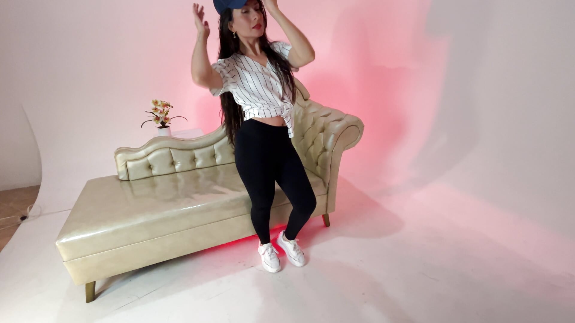 Sensuality ♥ – видео вебкам-модели TinnaMoon