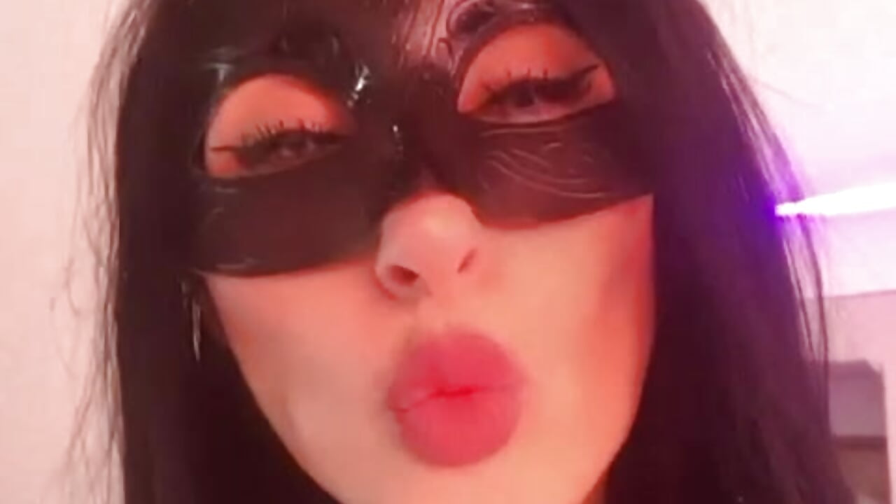 profile-intro-video-1772853618 - video av mialover_1 cam model