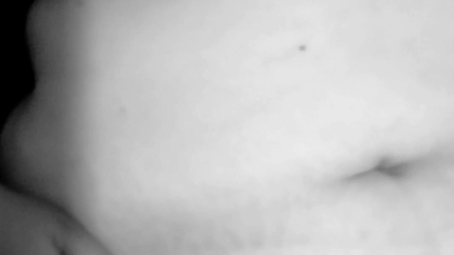 1000088691 - video oleh model kamera latina_bigtitss