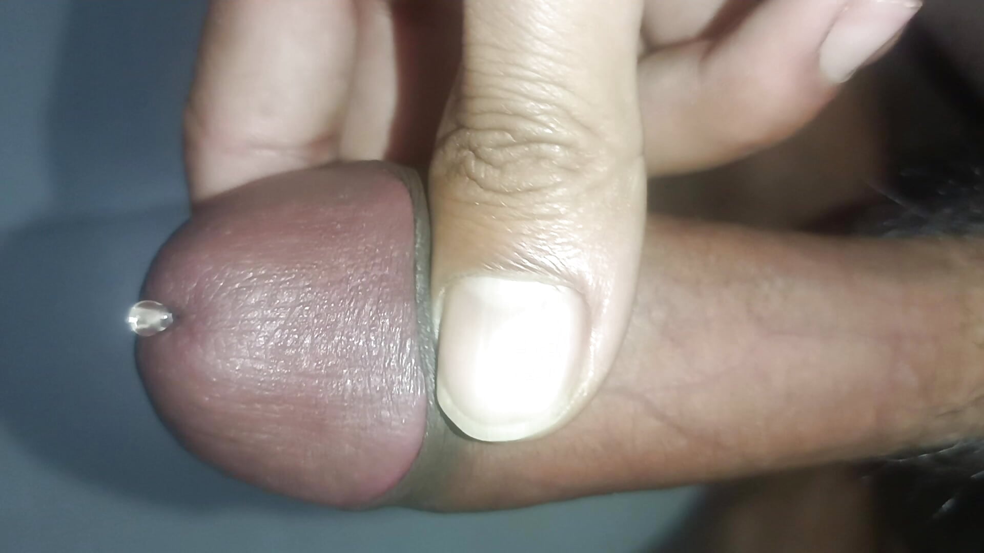 Raj3Un adlı kamer modelinin viral videoları:  7483