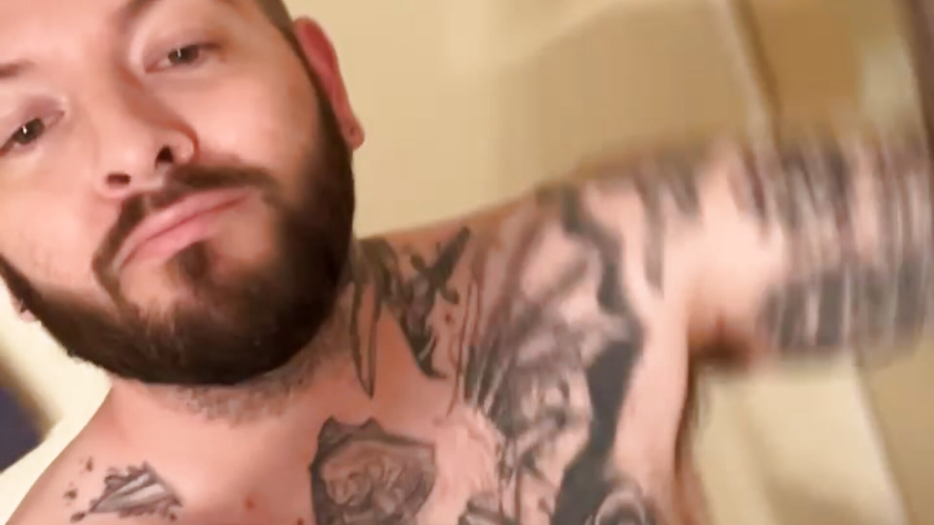 78181BAC-936A-4E80-94FE-FC27D8A90620 - nATTy_gOD_official01 adlı kamera modelinin videosu