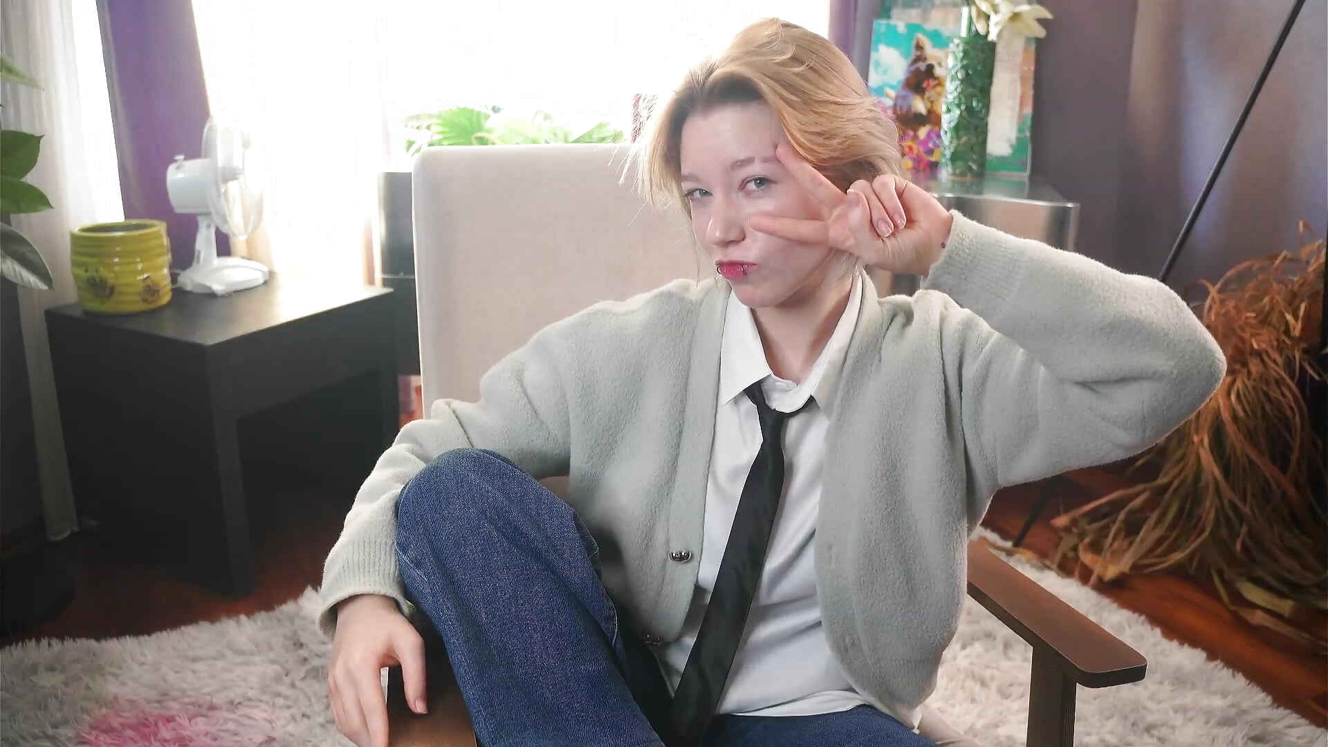 hehe look at me^^ - video by CythiaOttum cam model