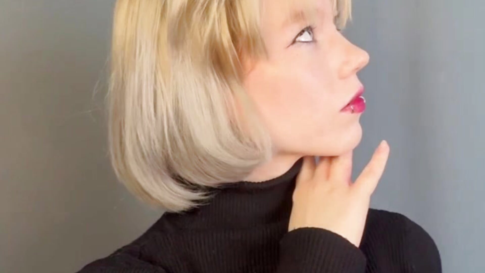 just me - video by CythiaOttum cam model