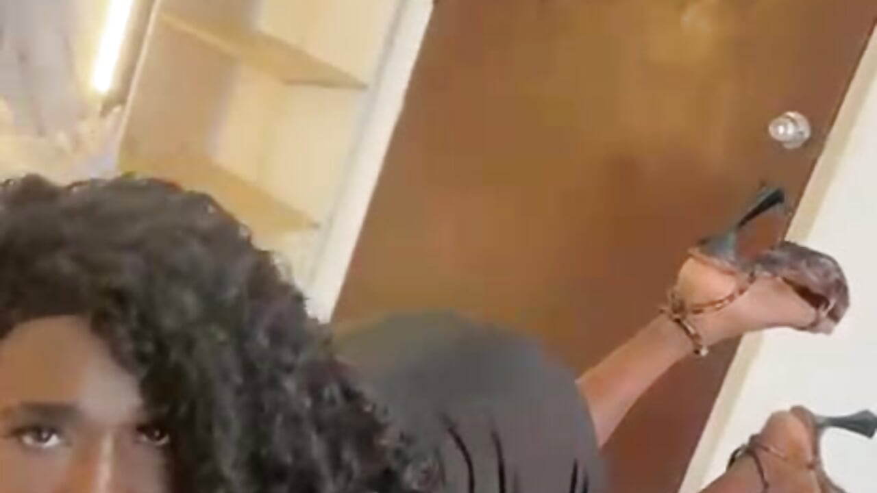 YOUR EBONY LADY - video di Melisa_Ebony modella di cam