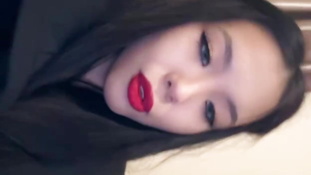 :) - video KiraHeat324 kameramallilta