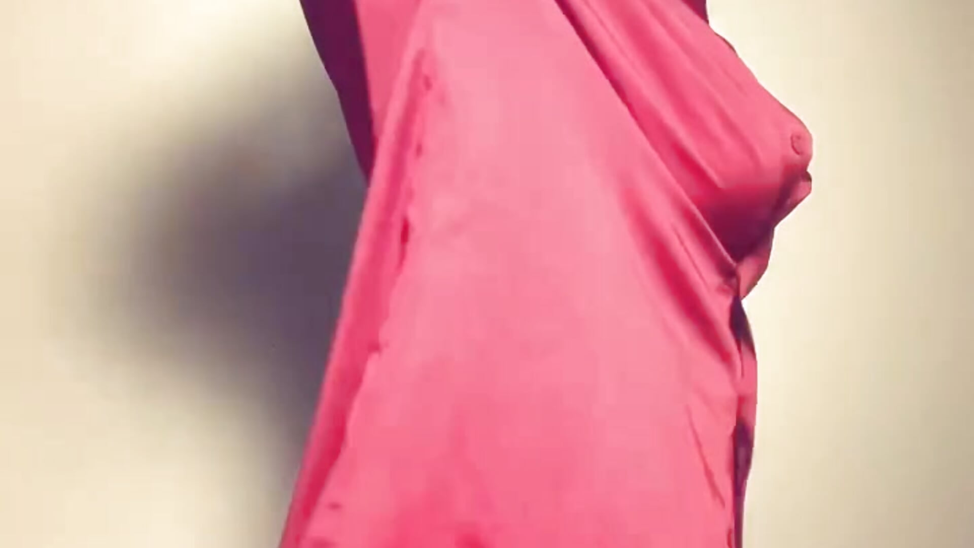 Private Room - video by Bellaruine cam model