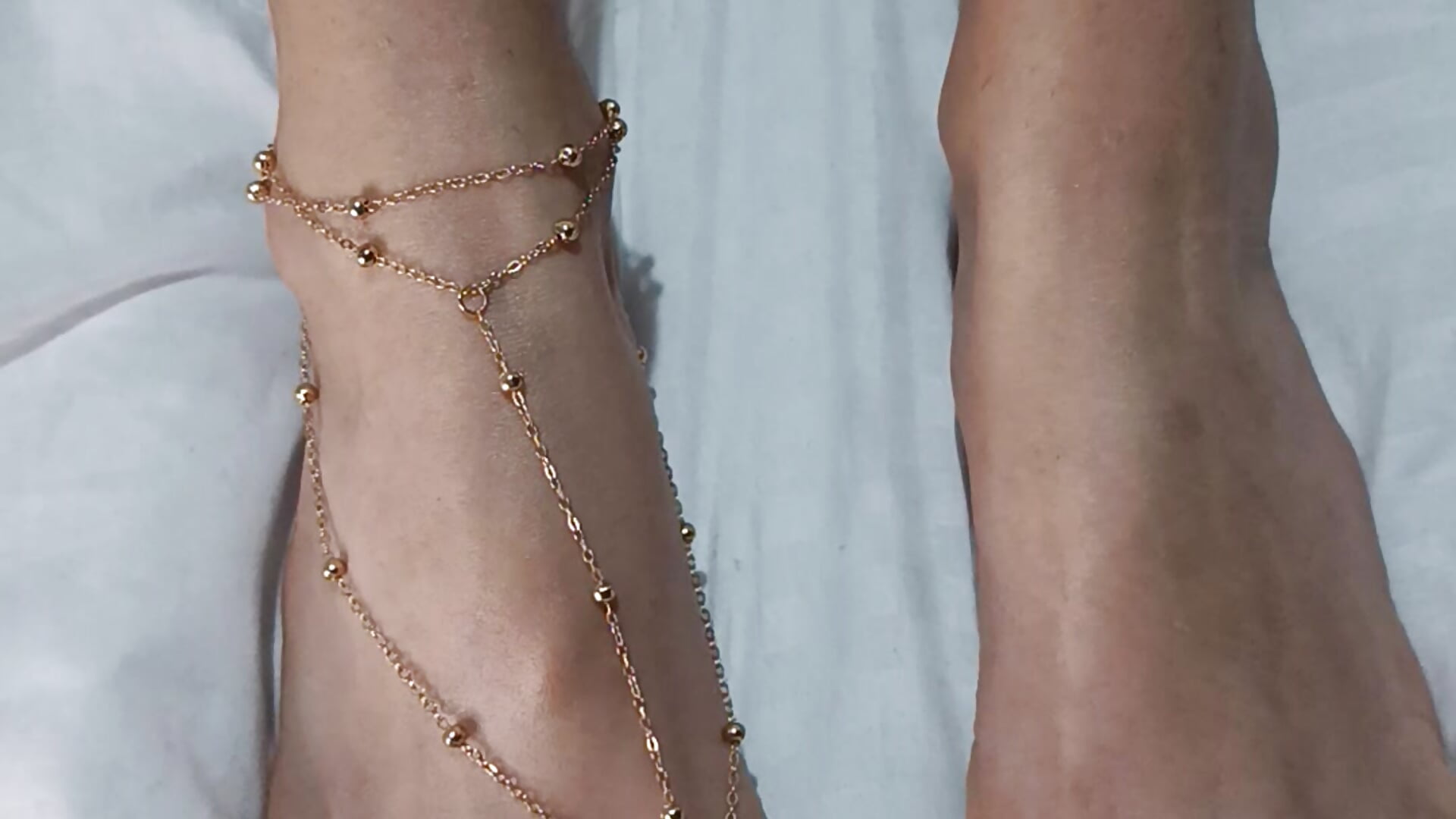 feet