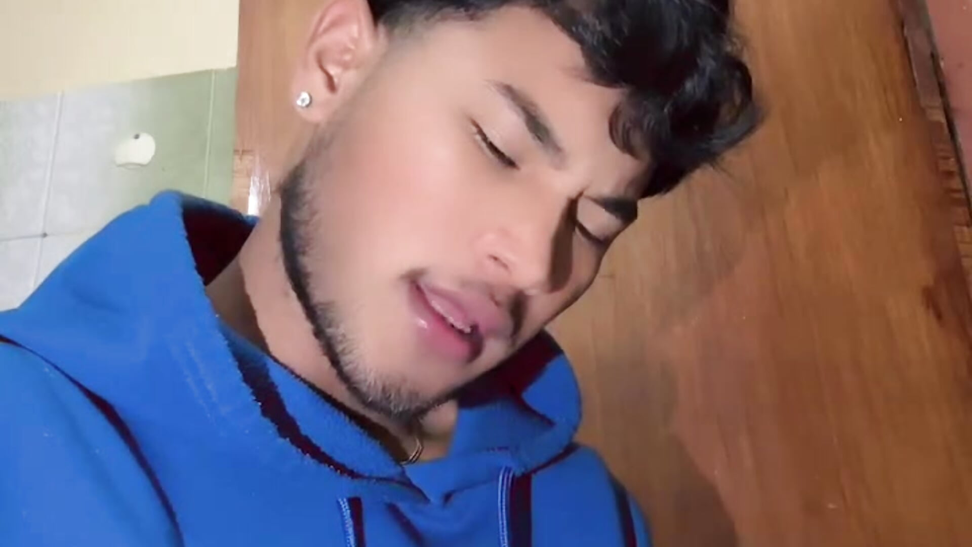 09 at 2,36,00 PM - video by Rafael04_26