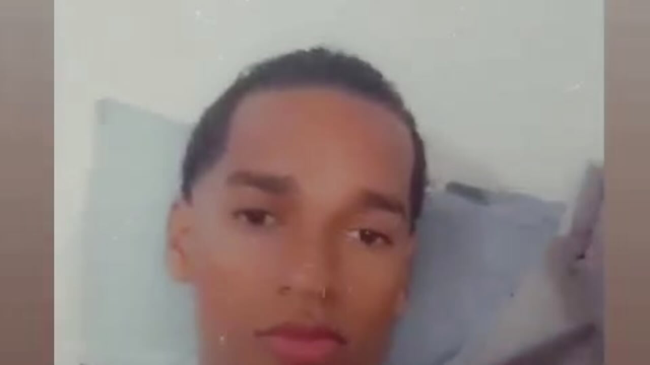 1000365952– hachizjs kameramodell videója