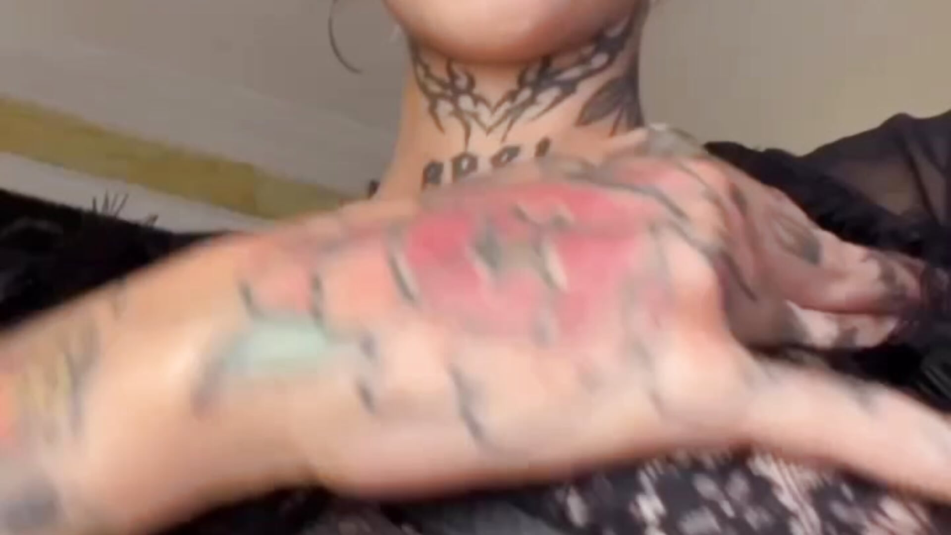 Black Lace Tease ✨ - Vídeo de Darkdollyk, modelo de vídeos