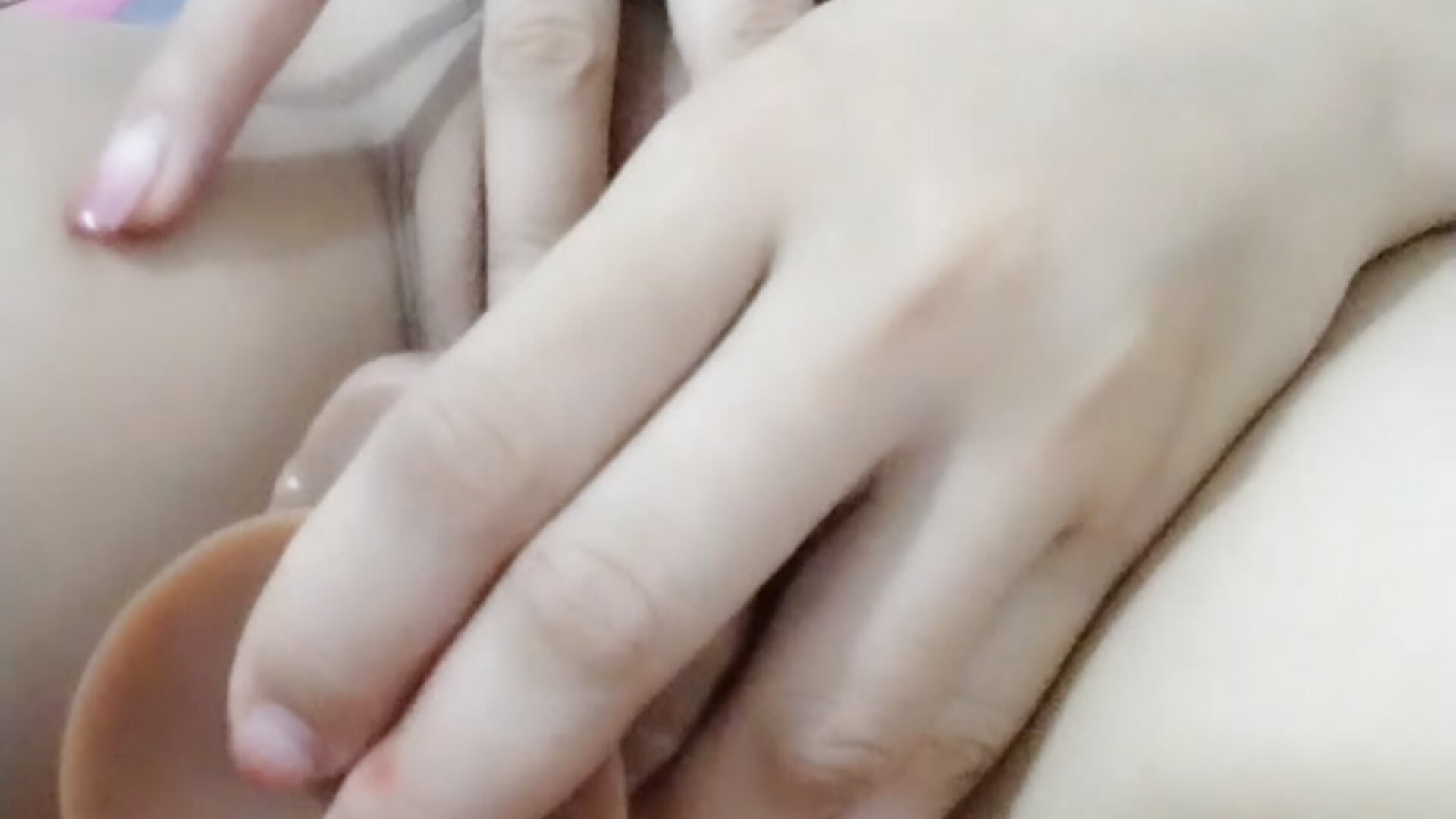 Masturbation squirt - video by Jellci cam model