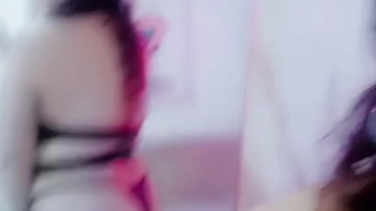 enjoy me ♥️ — filmik EvoniLatina, modela(-lki) na kamerkach