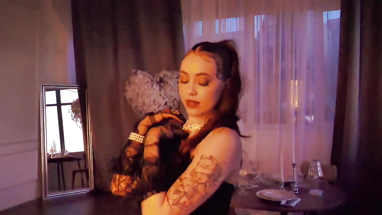 Dance with me 💕💋 - Vídeo de BloomAndFun, modelo de vídeos