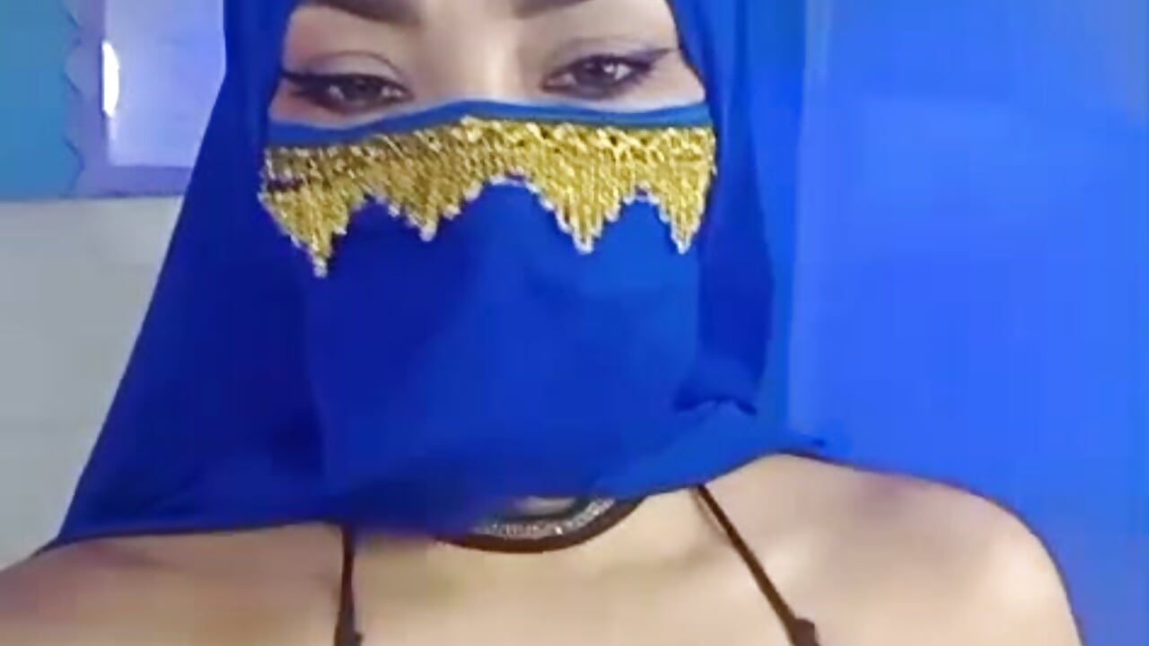 Like what do you want to do today? 🥺 – video af alma_violet cam-model