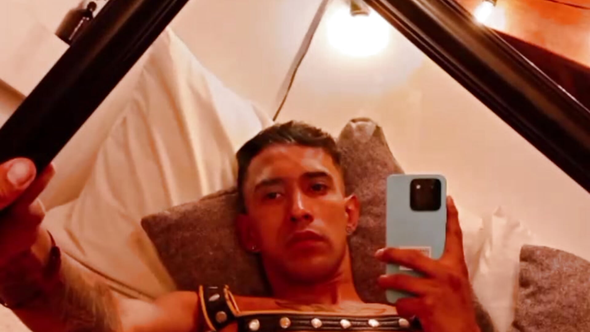 1000001180 - video by Liza2312 cam model