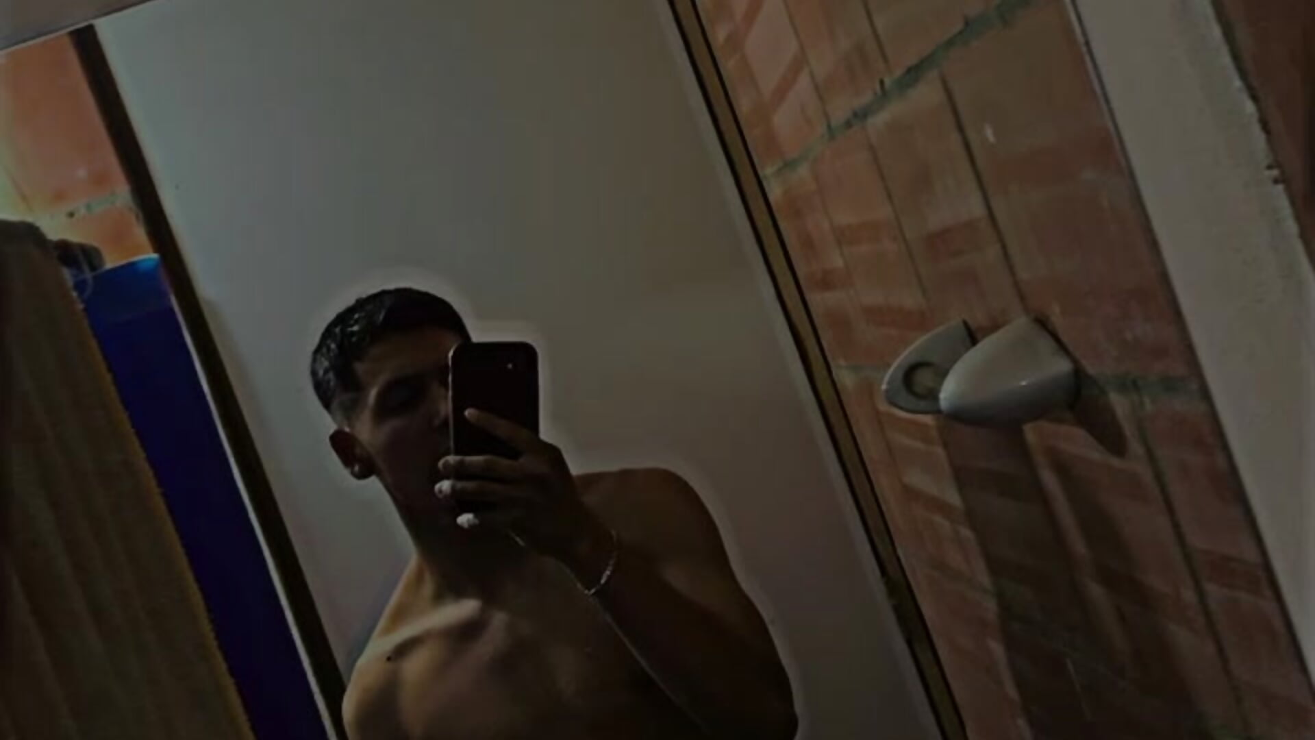 🔥😏😏 - відео від вебкаммоделі andresito_22