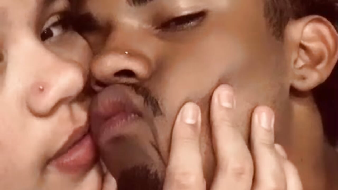 I LOVE - 視頻由 MOONHOT69_ 主播提供