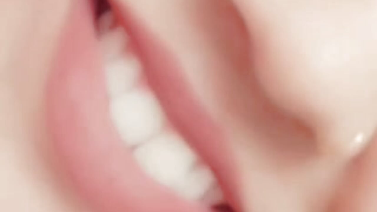 Welcome all - video di Charlottxl modella di cam