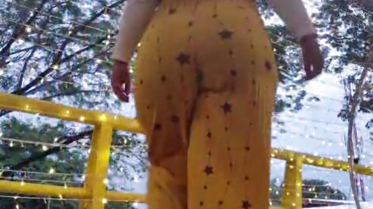 Brilla ISA 🪷 - відео від вебкаммоделі Foxylisaflores