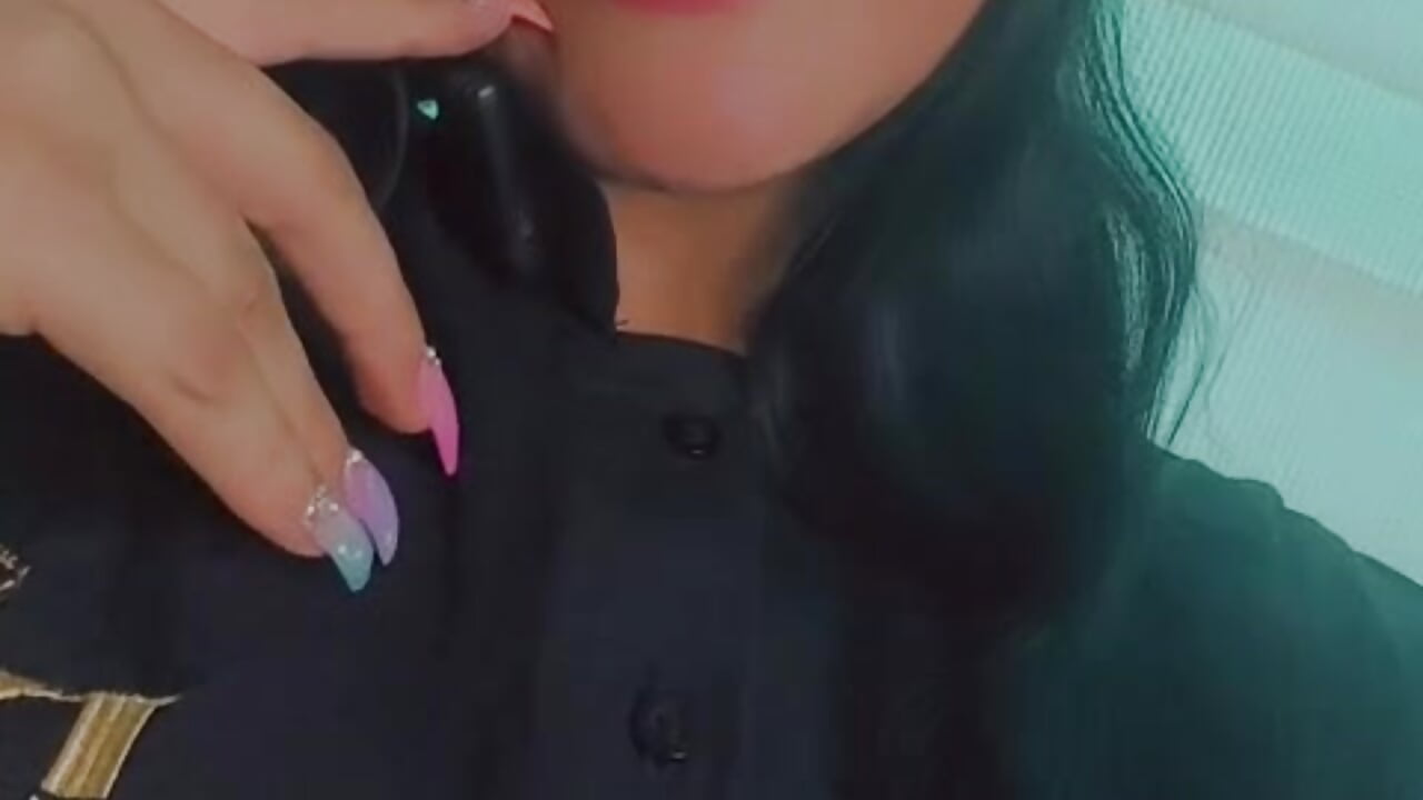 profile-intro-video-1782670964 – video od webkamerové modelky Scarlet_Passion