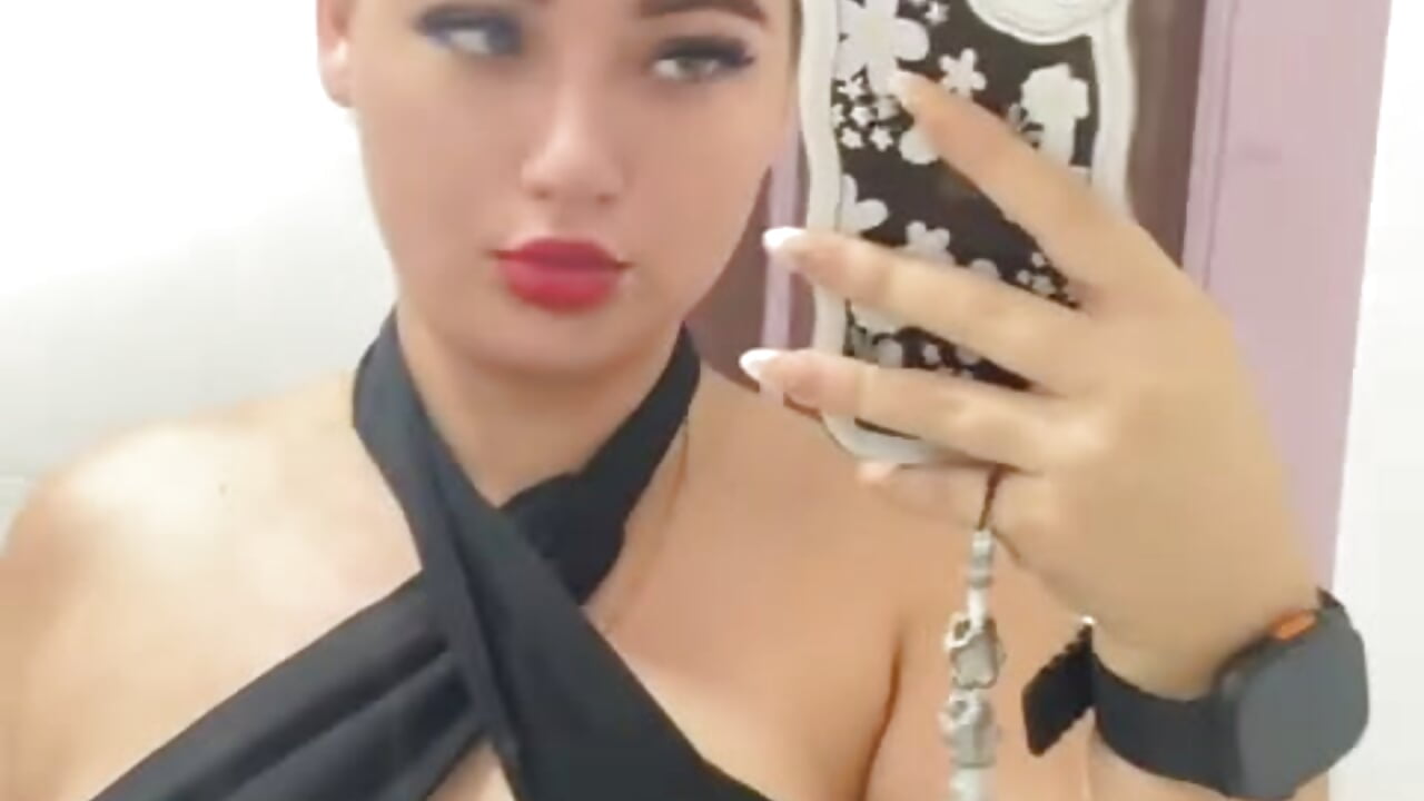 18A0B74E-4F7B-42CC-B536-740E3DE68BA4.mov – video od webkamerové modelky caro-sweet