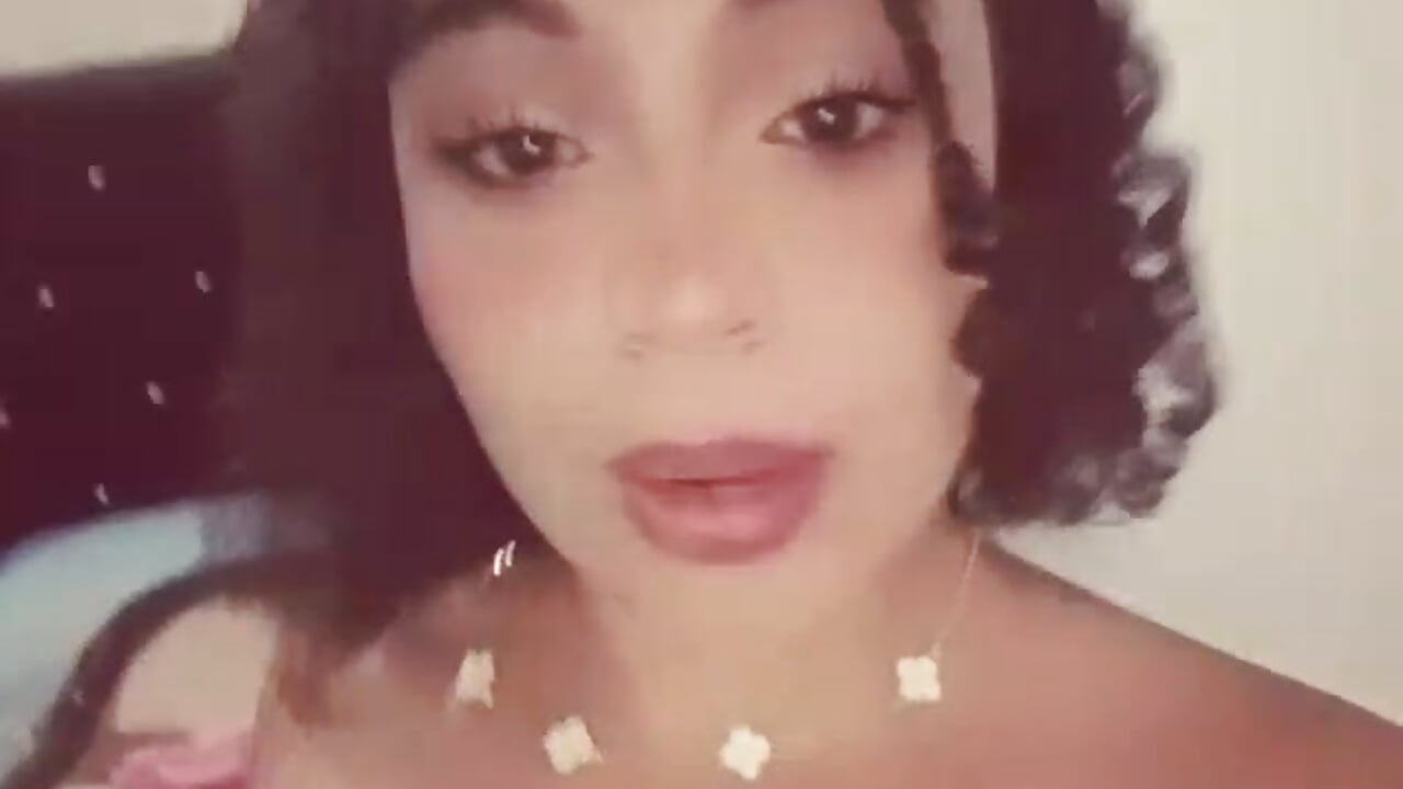 Hi - video by katie__bloom cam model