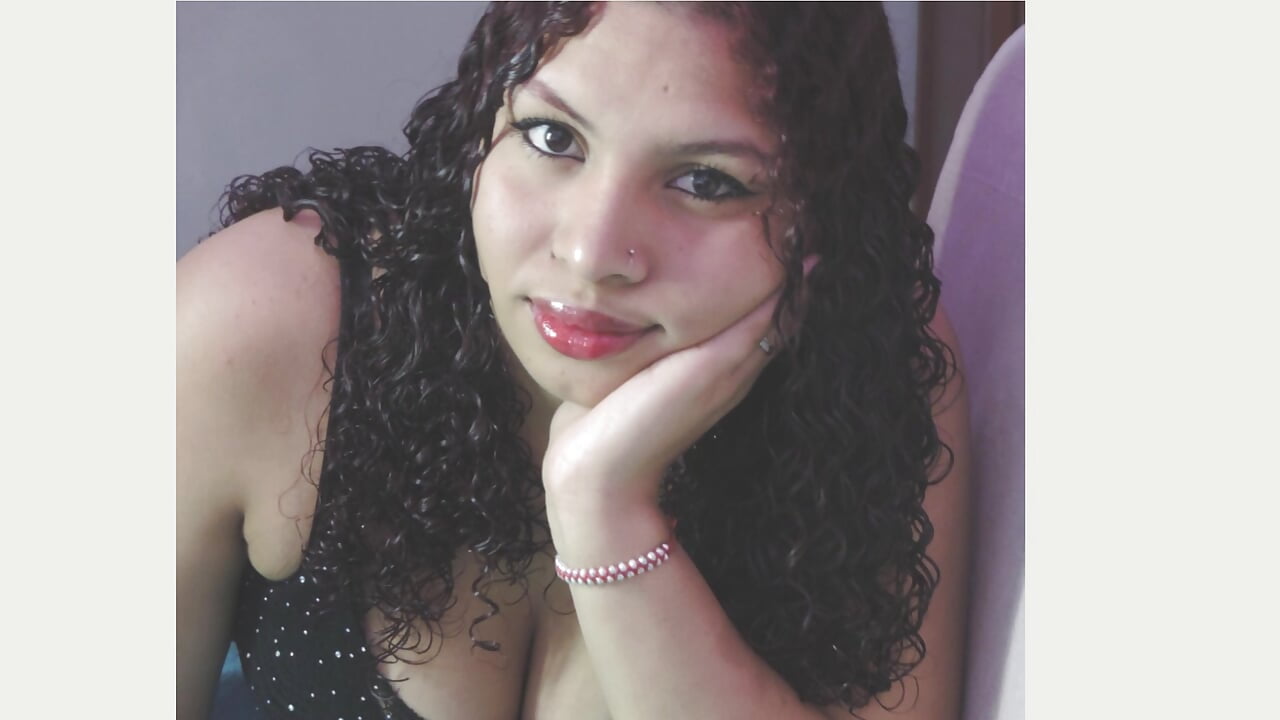 profile-intro-video-1773076158 - vídeo de la modelo de cam daniela_lopez1