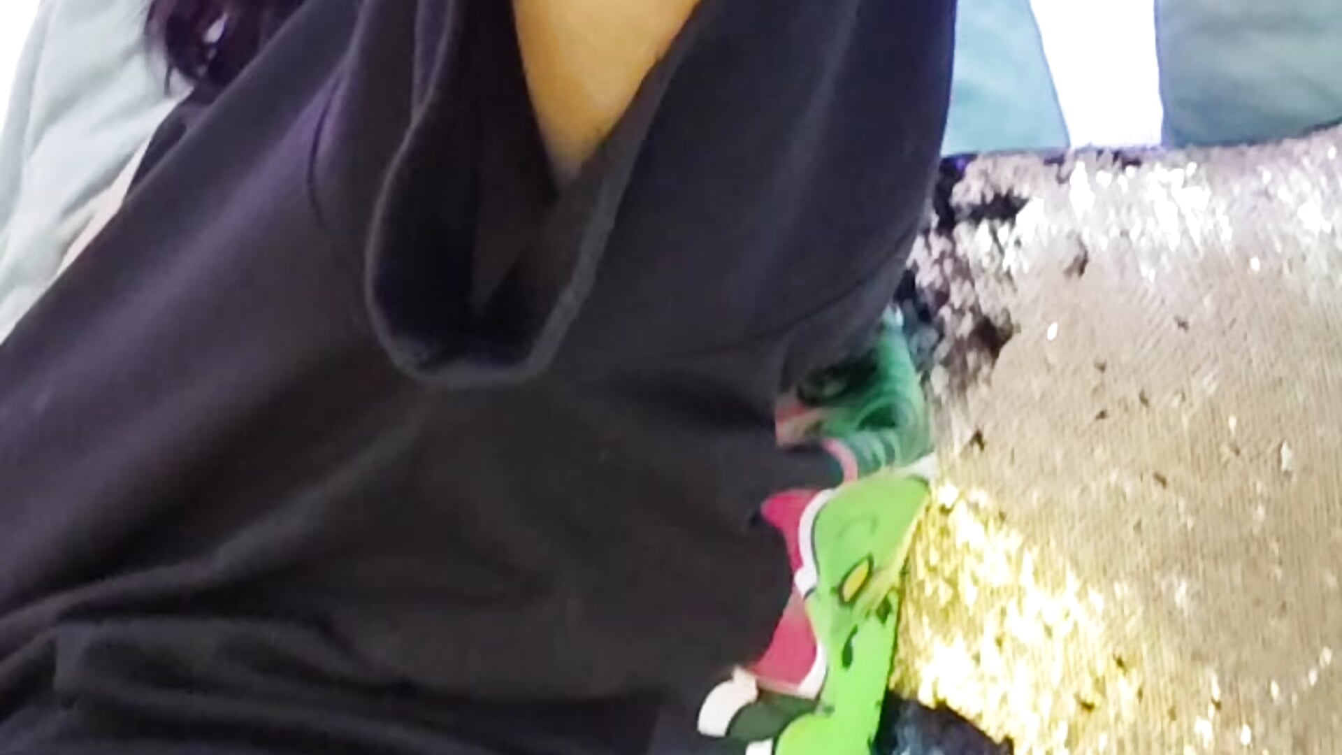 Teasing you with my ass - video by LilithBluum cam model