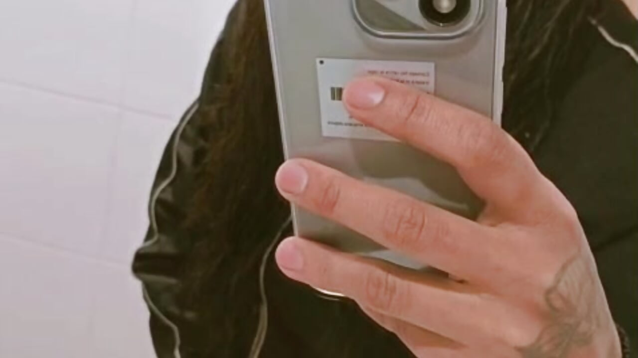 Me - video oleh bella_rougee kamera model