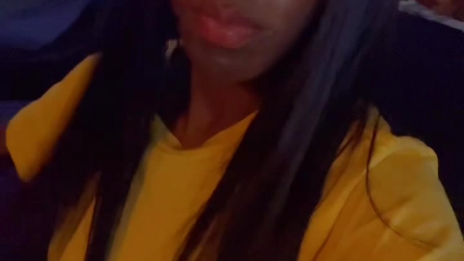 export_1691022306931 – video od webkamerové modelky InshoreEarache