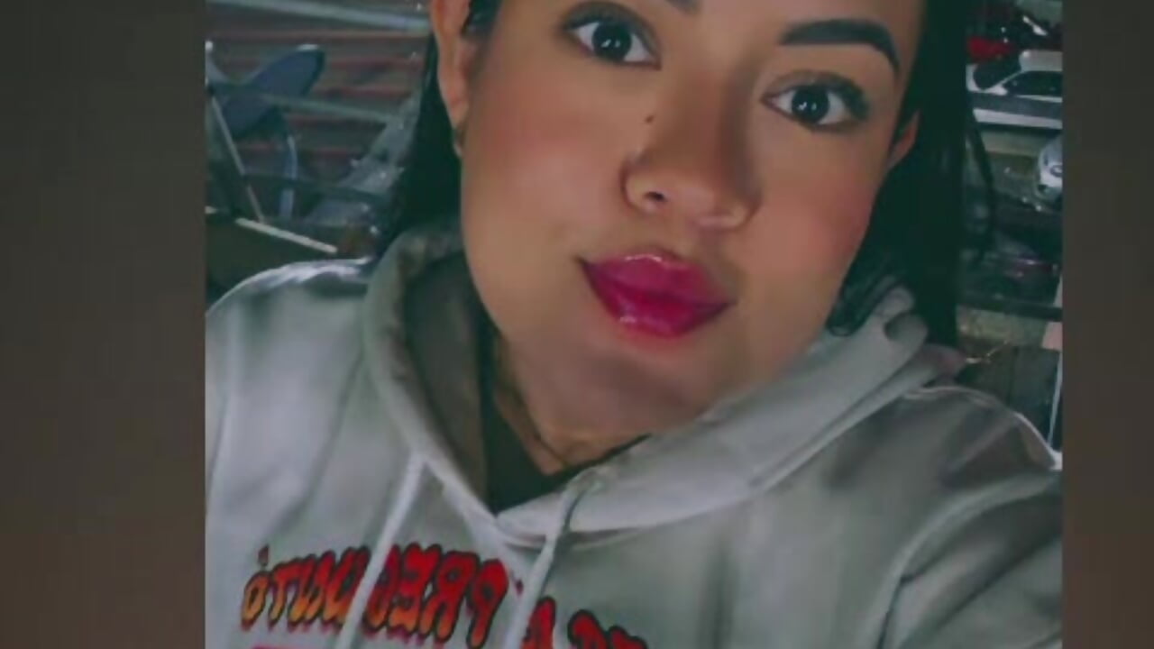 Welcome to my room!🥰 - video van zakia_grundy cam-model