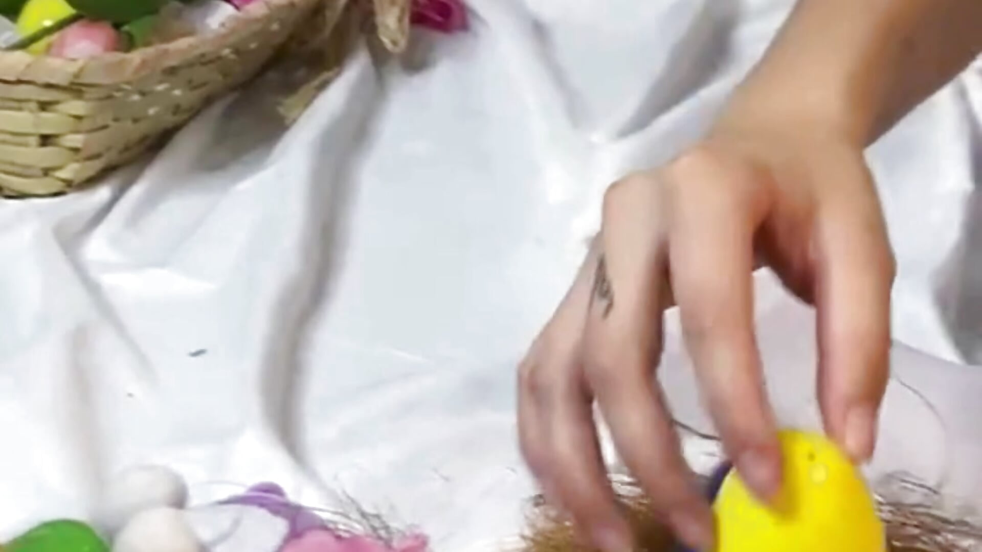 Looking for Easter Eggs 🔥🐰 - vídeo de FoxyMoon__ modelo de câmara