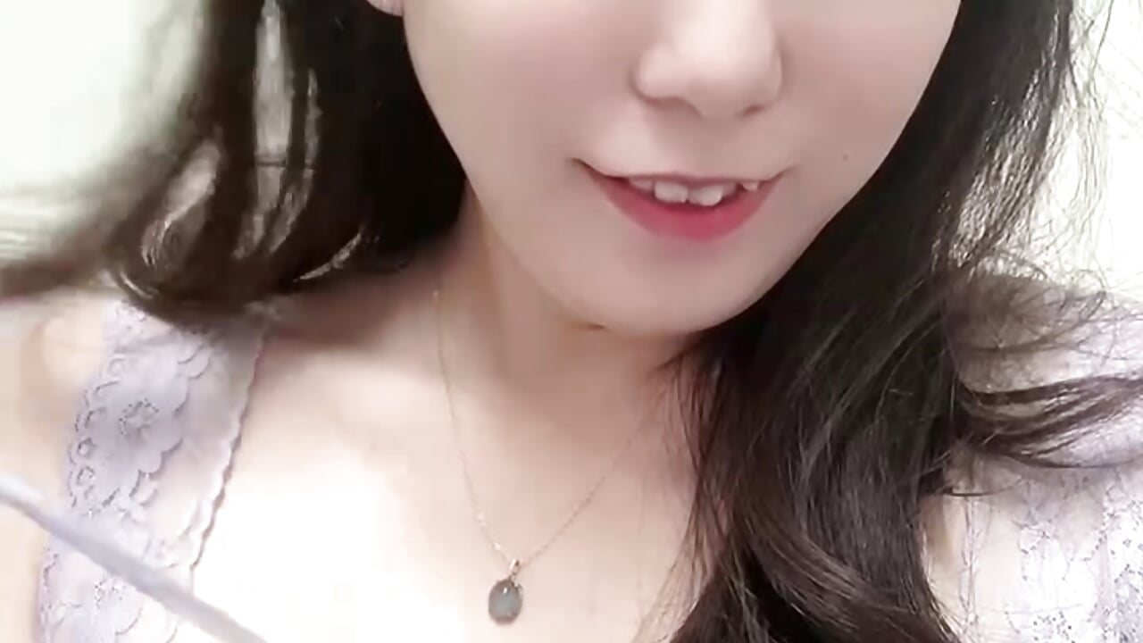 偷嚐禁果💦 - vidéo du modèle de showcams vivi131927