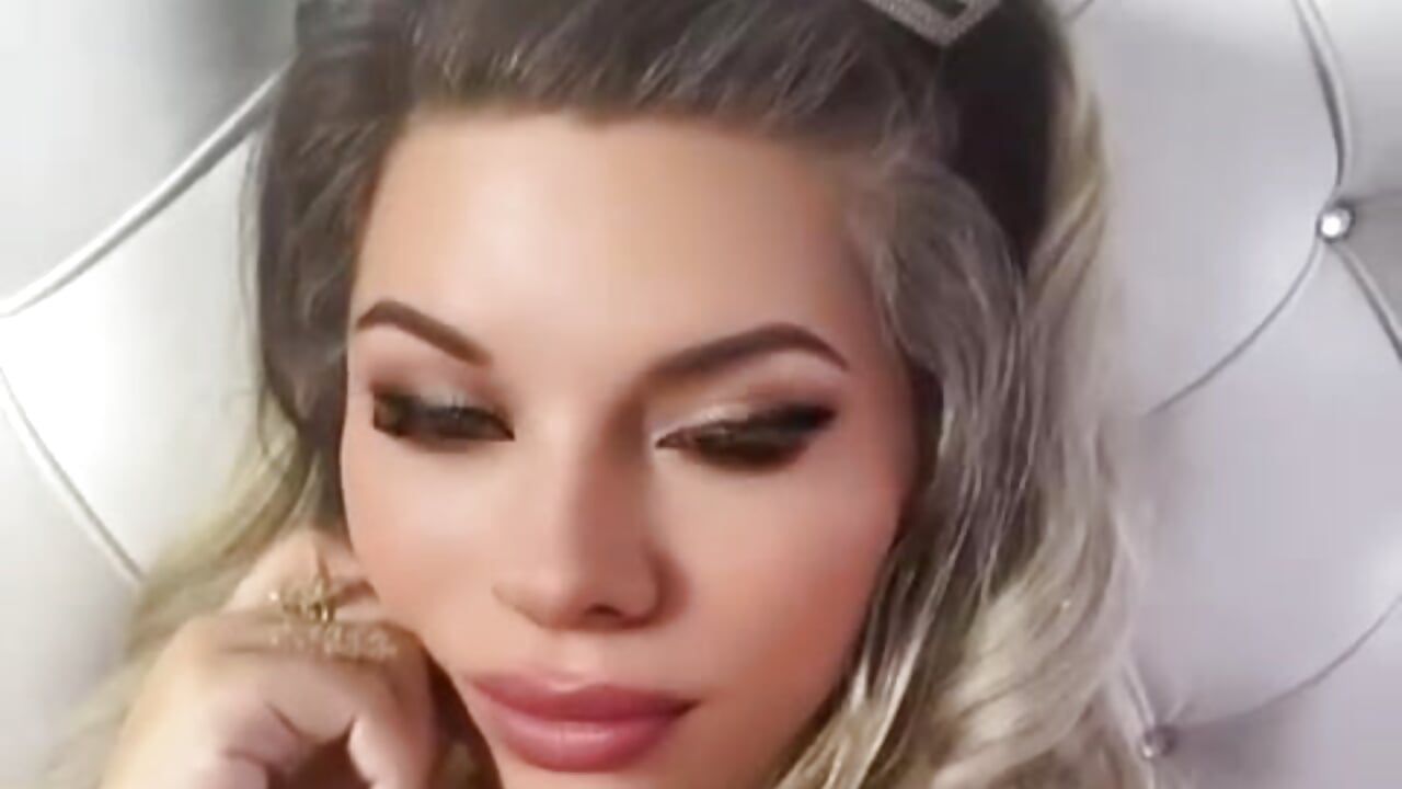 A preview , enjoy - vídeo de ElinaSwift modelo de câmara