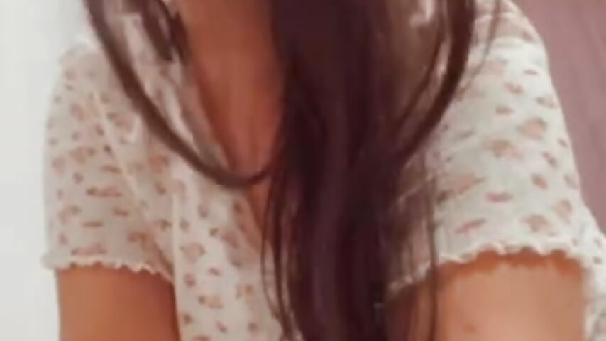 peek of me - clip cu yumiXO model videochat