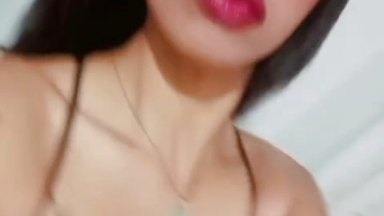 1000064871 - video di Megan_bromw modella di cam