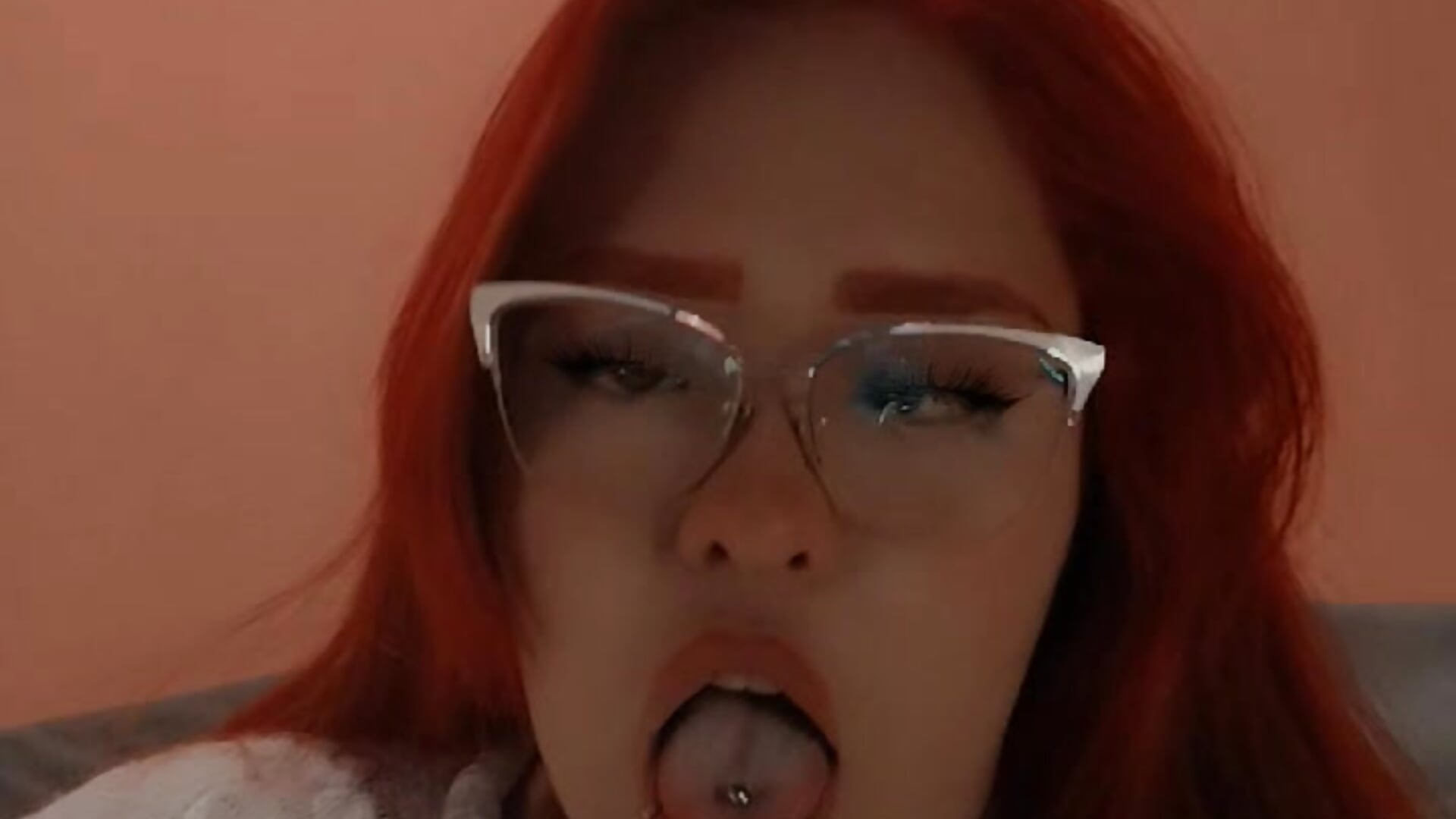 1000711956 - video by Sophie_200308 cam model