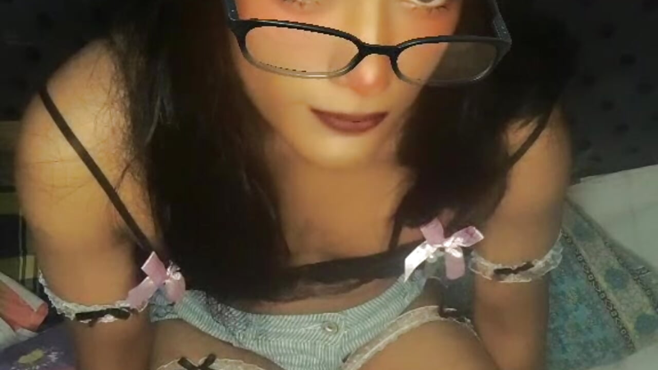 2026-04-29-145040501 - video van samiya_1 cam-model