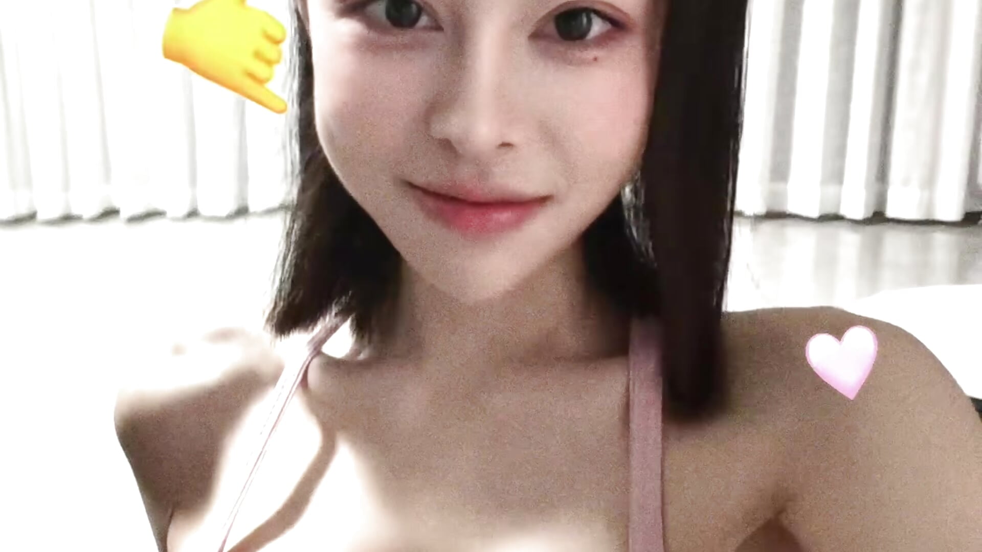 可爱小猫咪 - video by CelestianofNight cam model