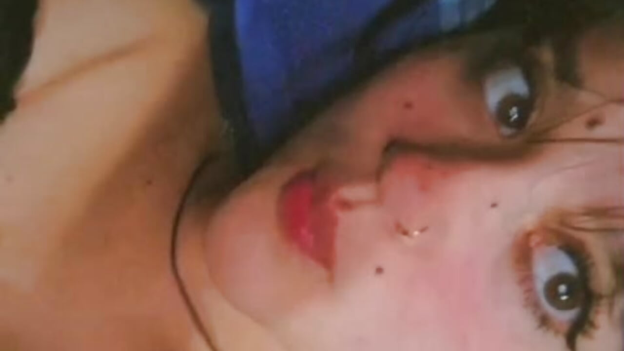 Hellooo !! Im Hanny! - Vídeo de Hanny_jones, modelo de vídeos