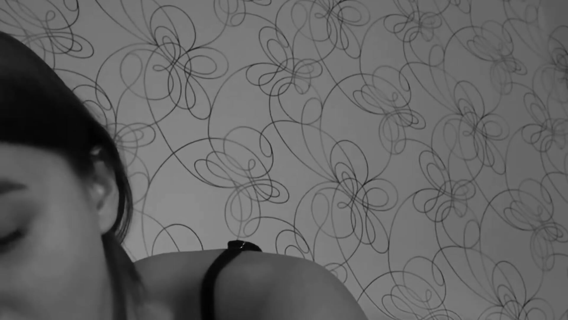 Love – video od webkamerové modelky Dyavoll666