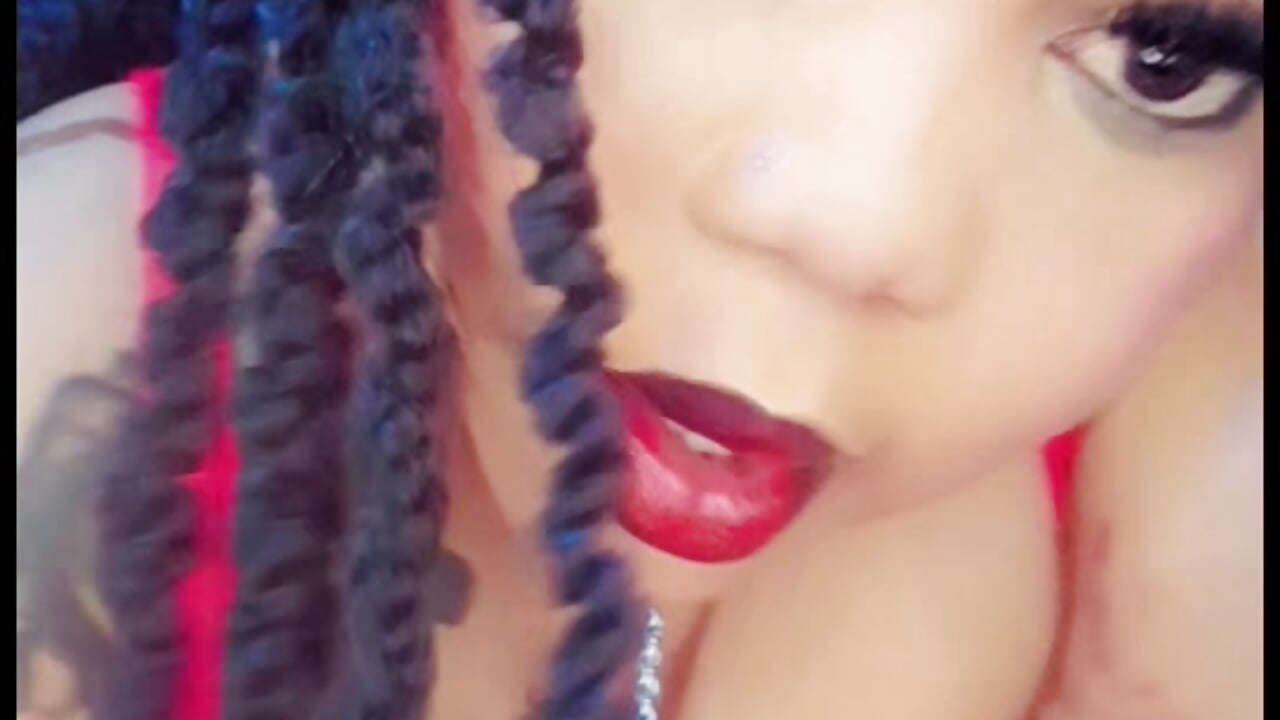 Snapchat-433623663 - MissBOOBSDIVA21 adlı kamera modelinin videosu