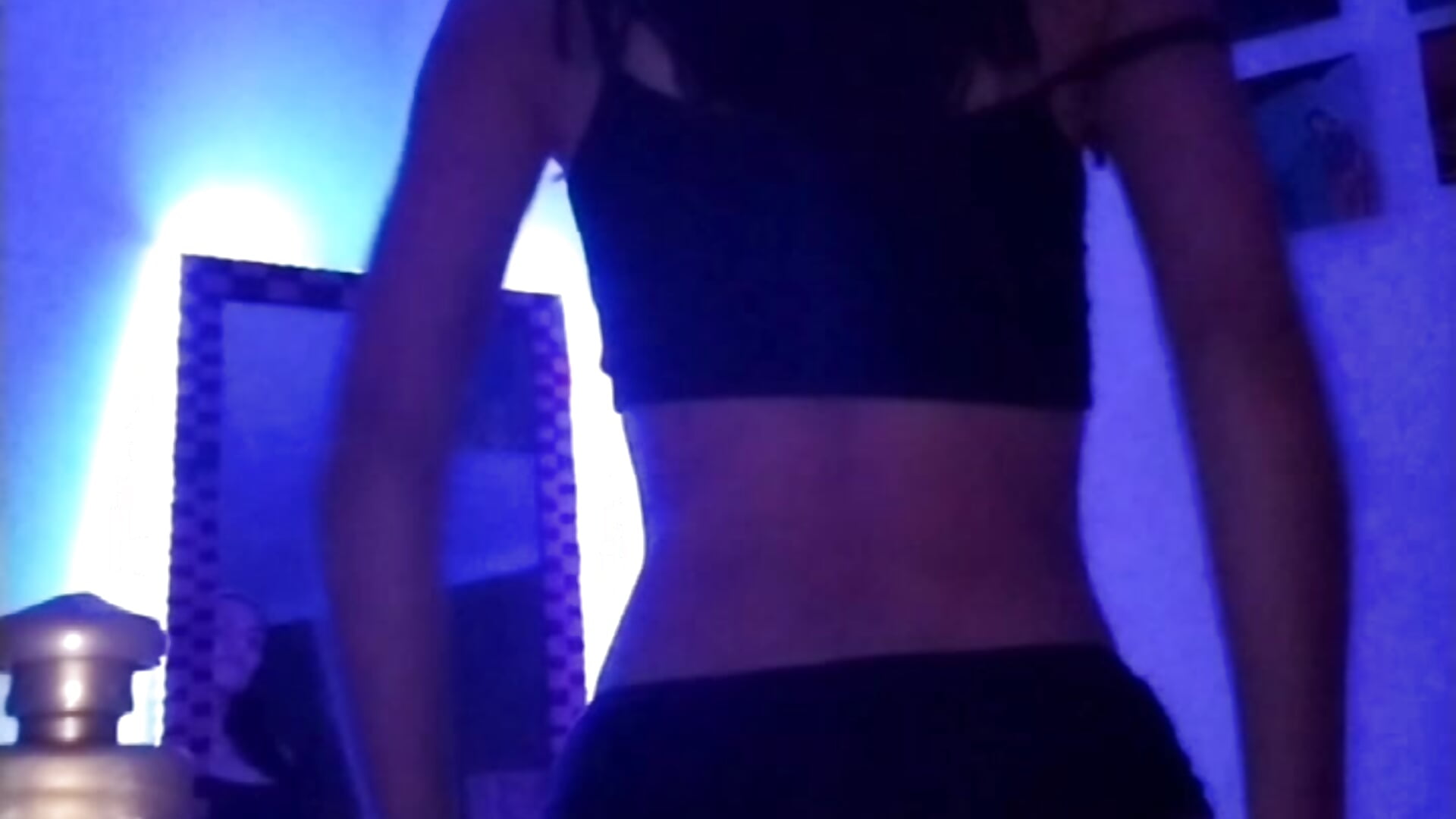 video4999306855546096039 - відео від вебкаммоделі callmebluee