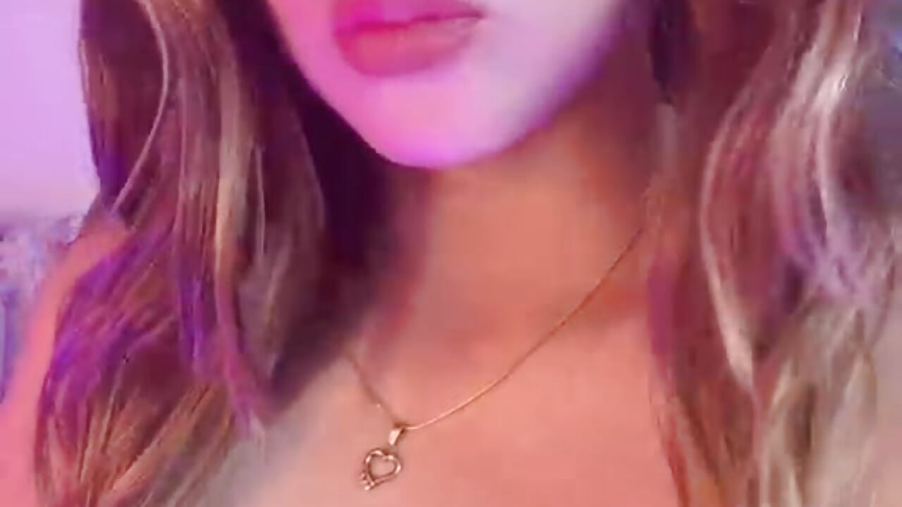 my lips your desire👄💋👄💋 - video av Katalina_Alvarezz cam-modell
