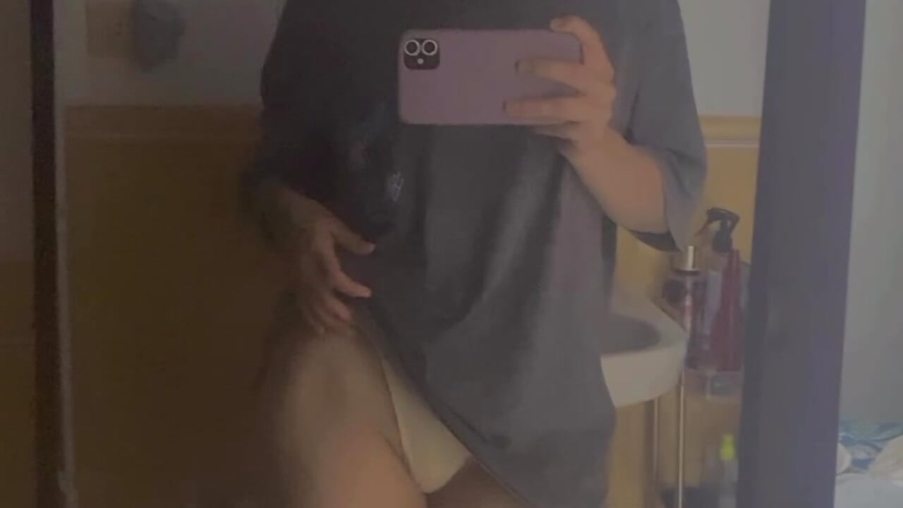 Teaszinz - Tallulah_Kinky adlı kamera modelinin videosu