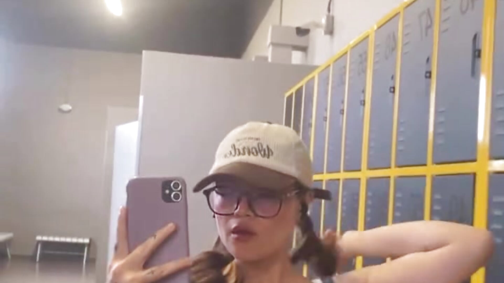 lets keep in shape ;) - Tallulah_Kinky adlı kamera modelinin videosu