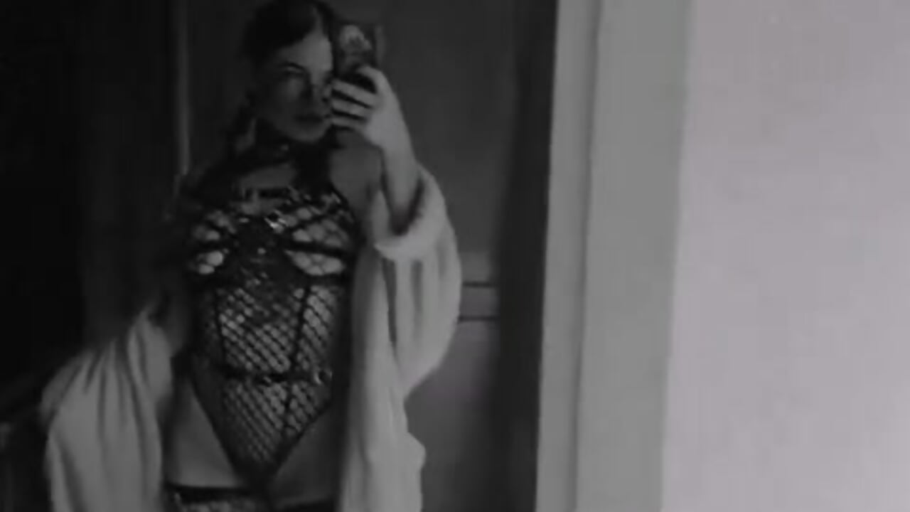 Mayitas - Tallulah_Kinky adlı kamera modelinin videosu