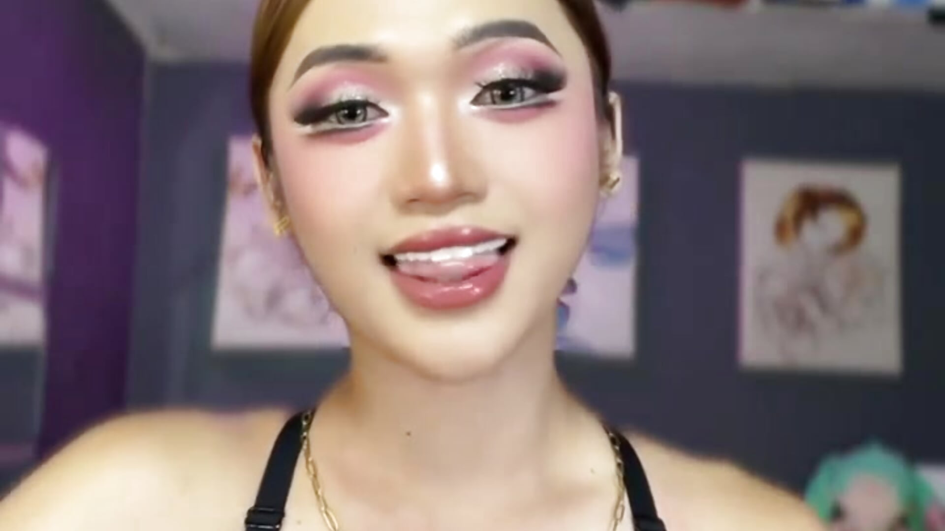 Messenger_creation_681897704339060 - Video von Nathaliehotcum Cam-Model