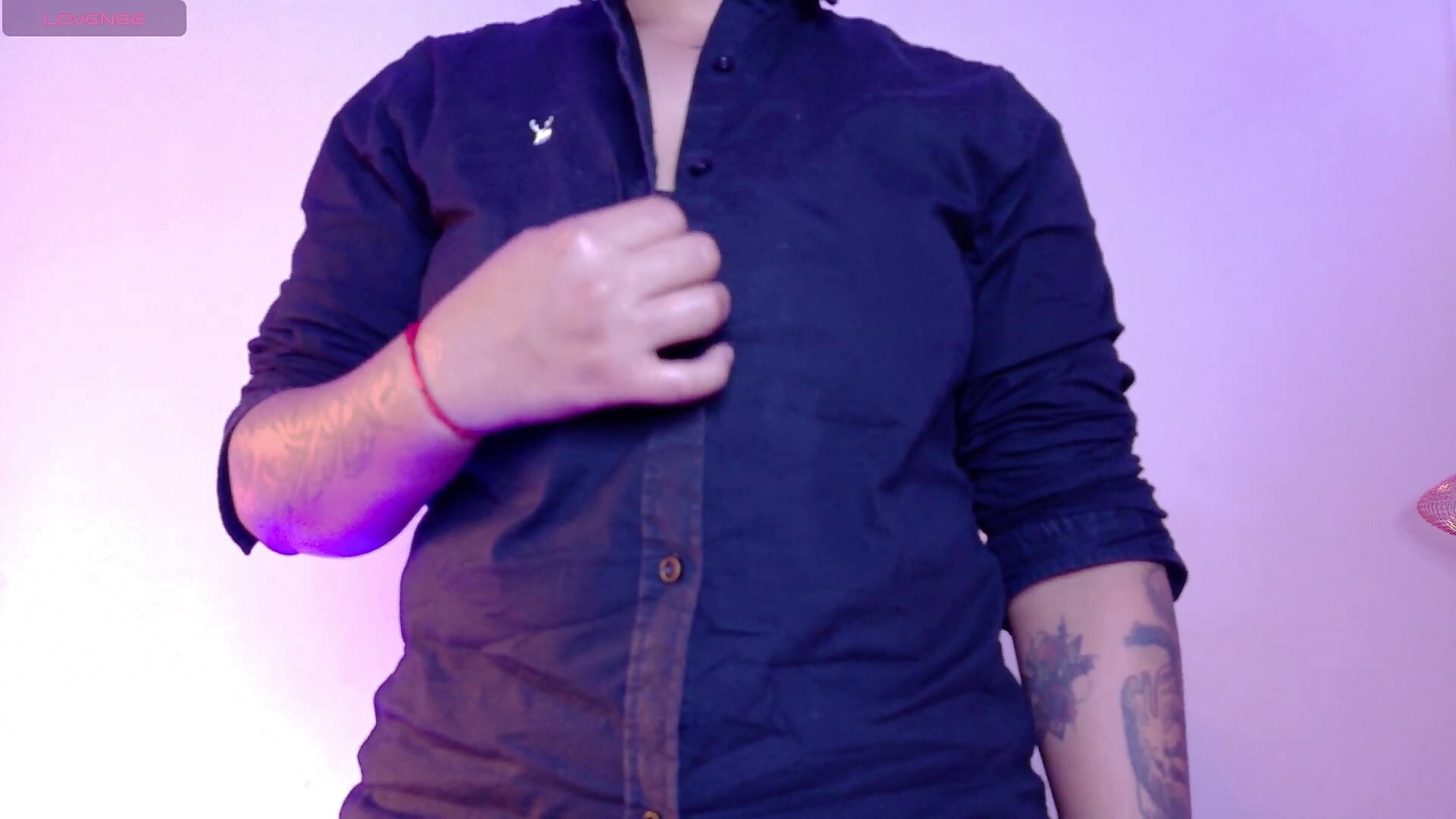 SEXY 🖤– DominickJoness kameramodell videója