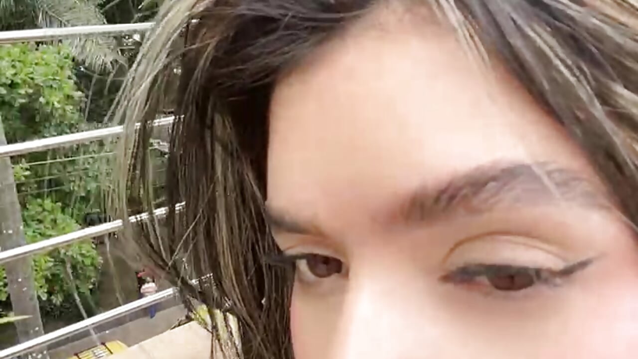 OUTSIDE, WET PUSSY